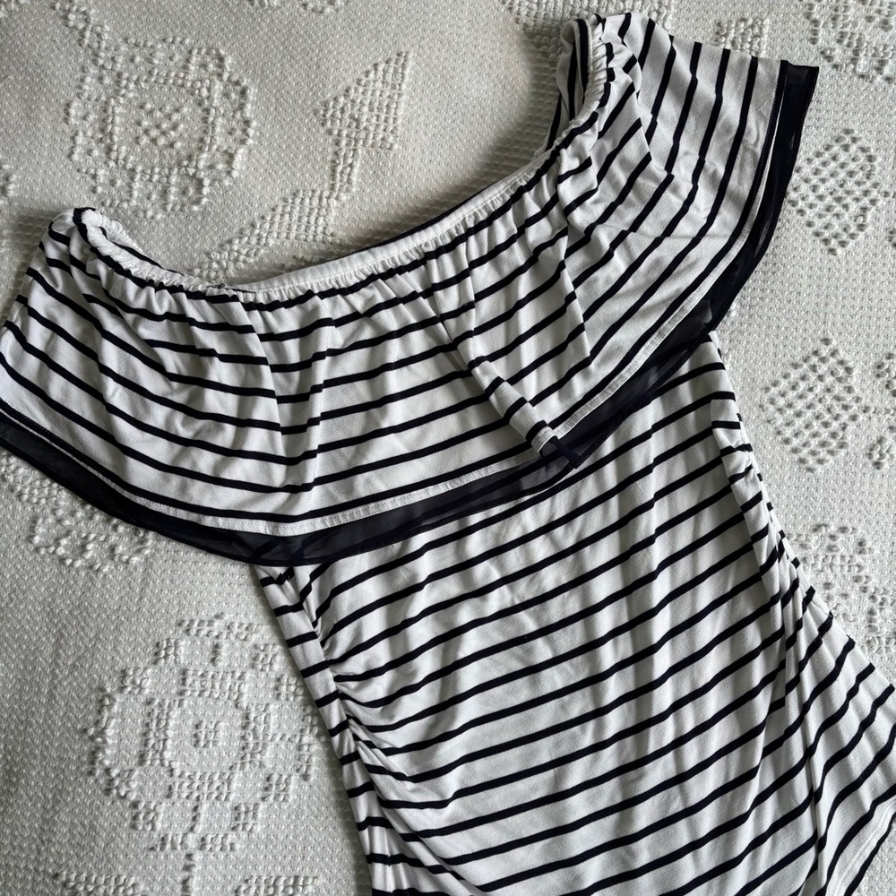 White house black market size S navy blue and white striped off the shoulder top